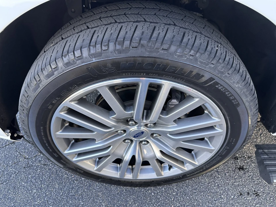 2022 Ford Expedition 4th Gen - Image 30 of 31