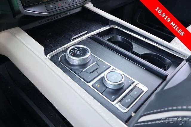 2022 Ford Expedition 4th Gen - Image 18 of 18