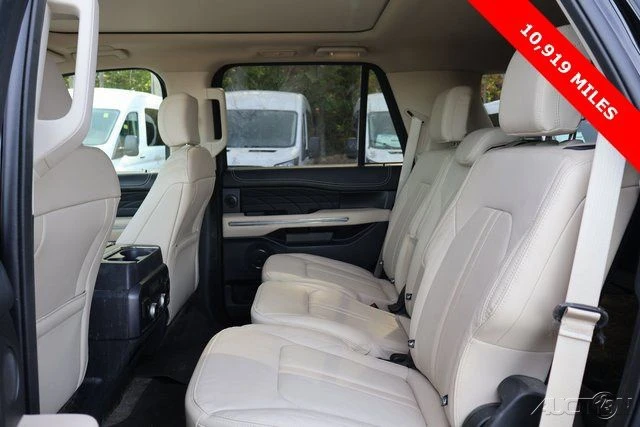 2022 Ford Expedition 4th Gen - Image 15 of 18