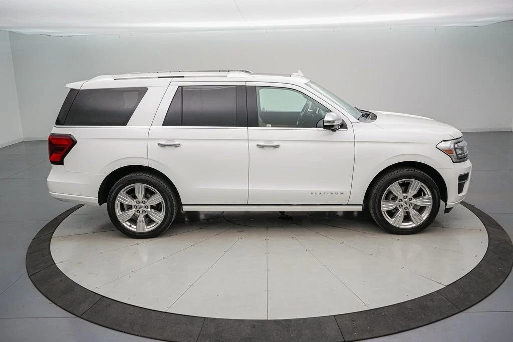 2022 Ford Expedition 4th Gen - Image 4 of 21
