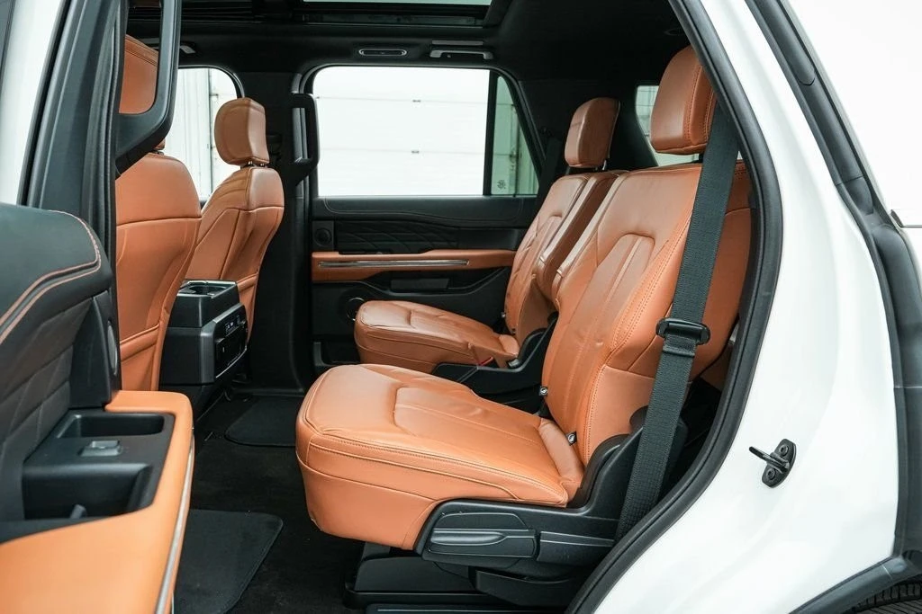 2022 Ford Expedition 4th Gen - Image 19 of 21