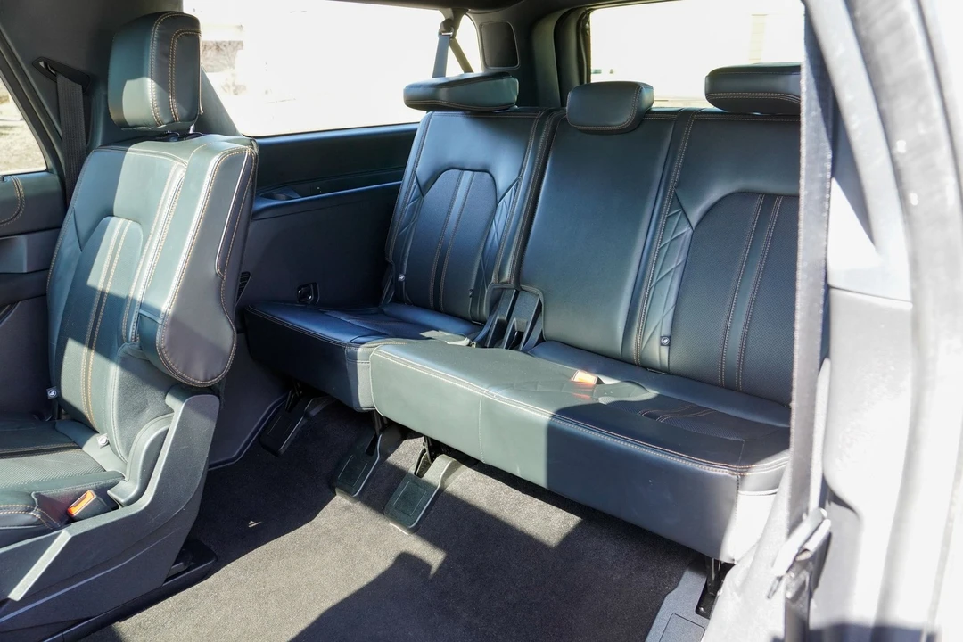 2022 Ford Expedition 4th Gen - Image 18 of 21
