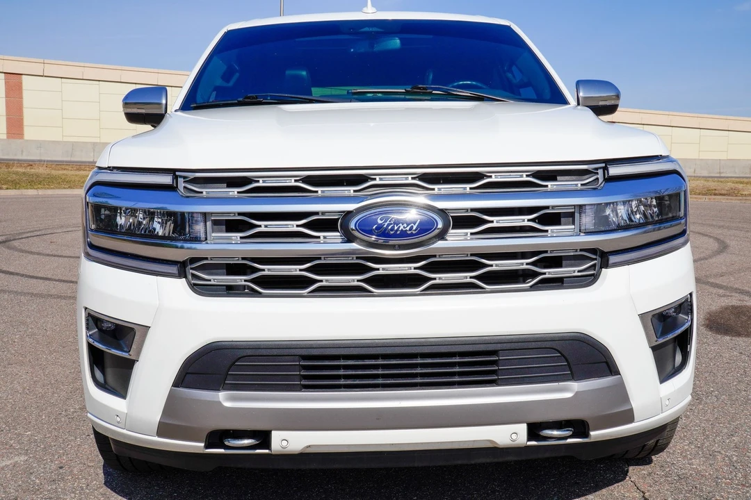 2022 Ford Expedition 4th Gen - Image 9 of 21