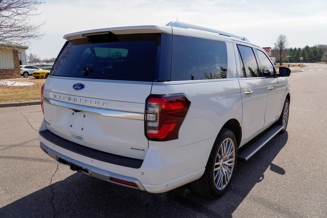 2022 Ford Expedition 4th Gen - Image 3 of 21