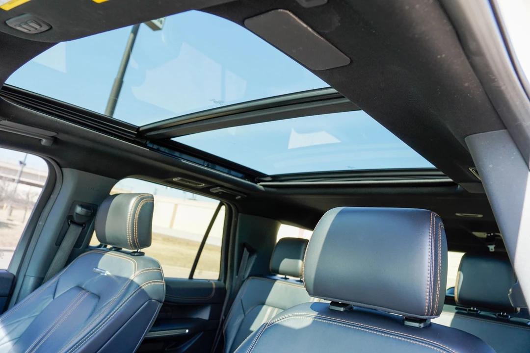 2022 Ford Expedition 4th Gen - Image 16 of 21