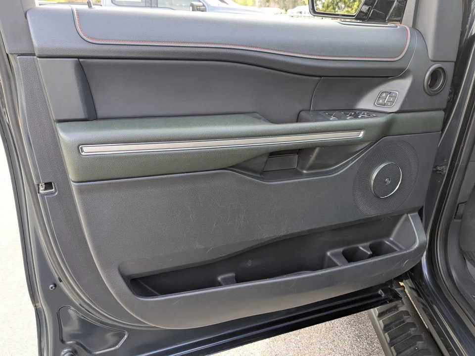 2022 Ford Expedition 4th Gen - Image 12 of 31