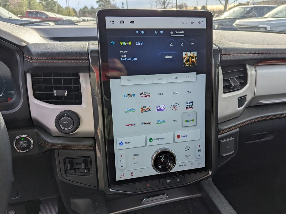 2022 Ford Expedition 4th Gen - Image 28 of 31
