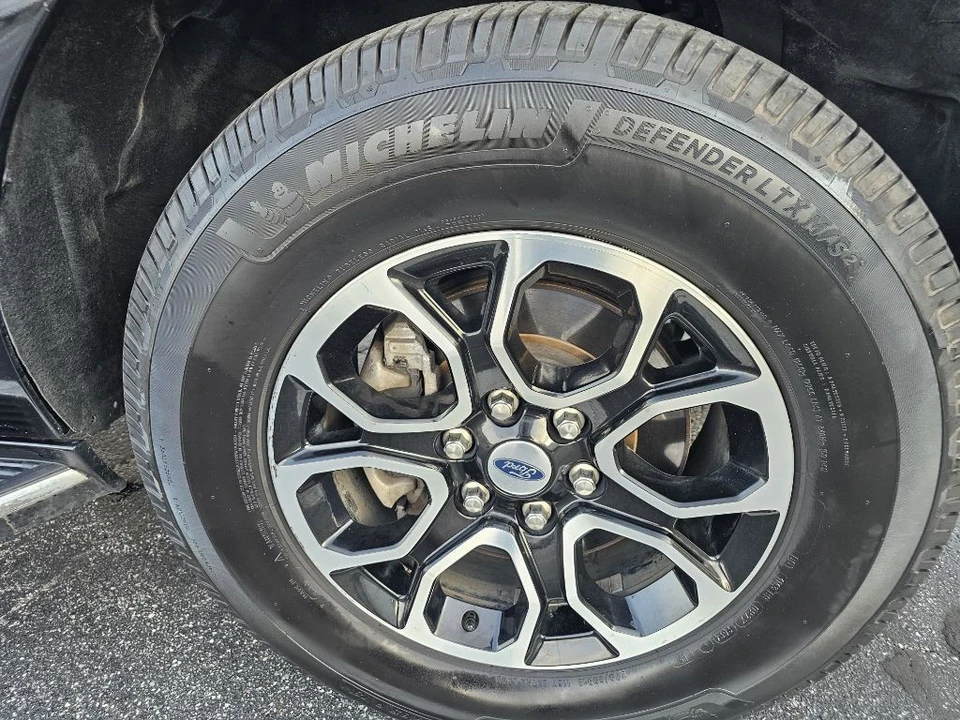 2022 Ford Expedition 4th Gen - Image 19 of 21