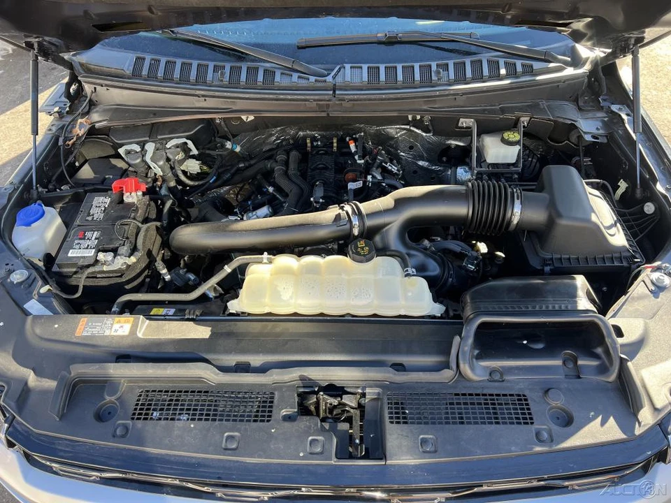 2022 Ford Expedition 4th Gen - Image 5 of 12