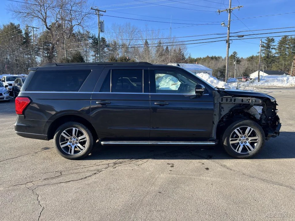 2022 Ford Expedition 4th Gen - Image 2 of 12