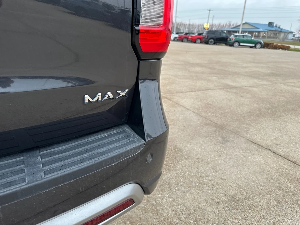2022 Ford Expedition 4th Gen - Image 11 of 12