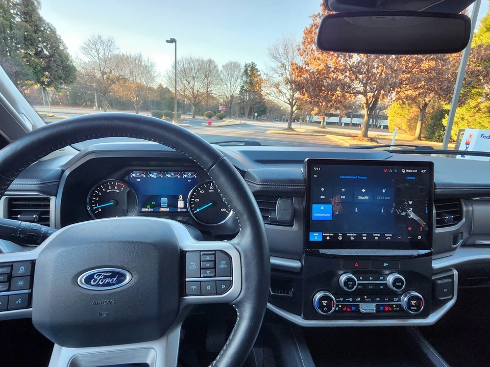 2022 Ford Expedition 4th Gen - Image 15 of 21