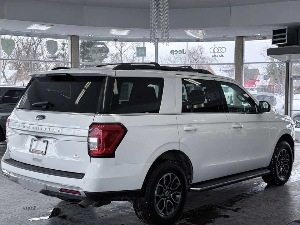 2022 Ford Expedition 4th Gen - Image 10 of 21