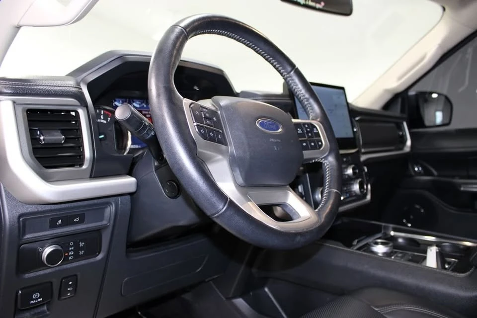 2022 Ford Expedition 4th Gen - Image 8 of 12
