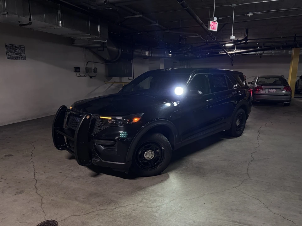2022 Ford Explorer 6th Gen - Image 8 of 21