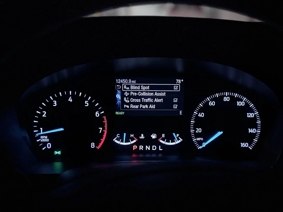 2022 Ford Explorer 6th Gen - Image 17 of 21