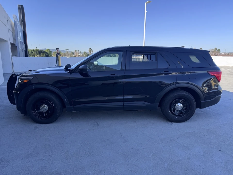 2022 Ford Explorer 6th Gen - Image 6 of 21