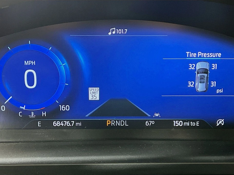 2022 Ford Explorer 6th Gen - Image 15 of 21