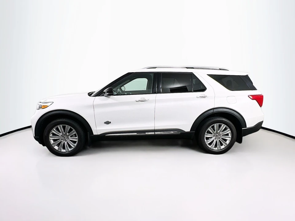 2022 Ford Explorer 6th Gen - Image 5 of 21