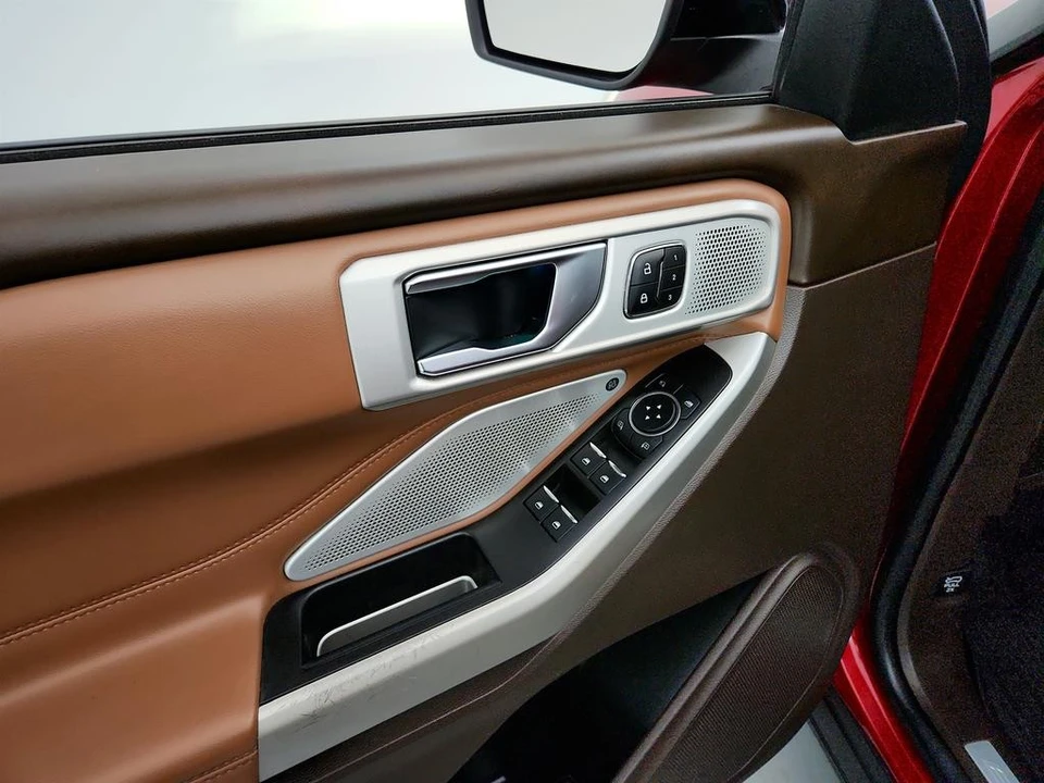 2022 Ford Explorer 6th Gen - Image 21 of 21
