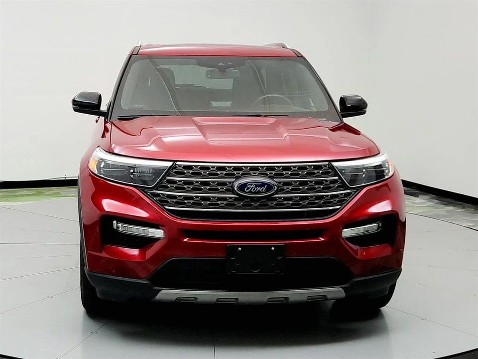 2022 Ford Explorer 6th Gen - Image 2 of 12