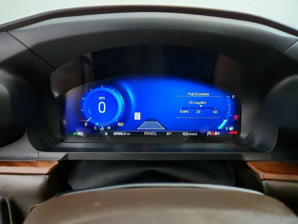 2022 Ford Explorer 6th Gen - Image 17 of 21