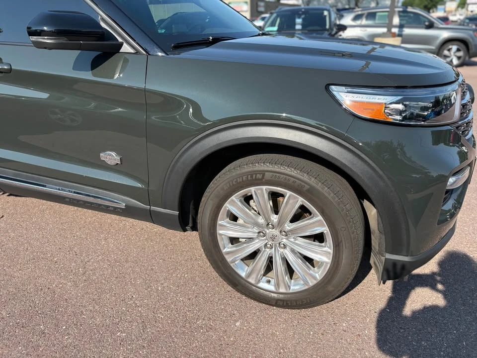 2022 Ford Explorer 6th Gen - Image 4 of 18