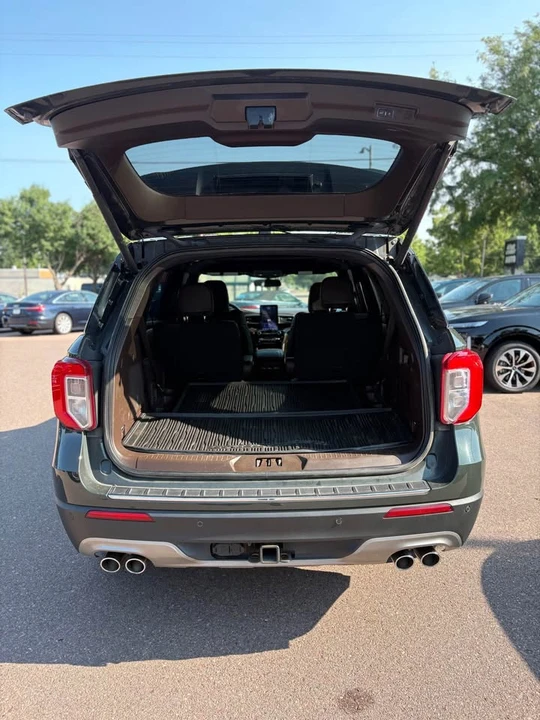 2022 Ford Explorer 6th Gen - Image 6 of 18