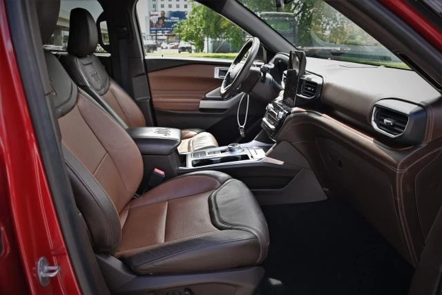 2022 Ford Explorer 6th Gen - Image 19 of 21