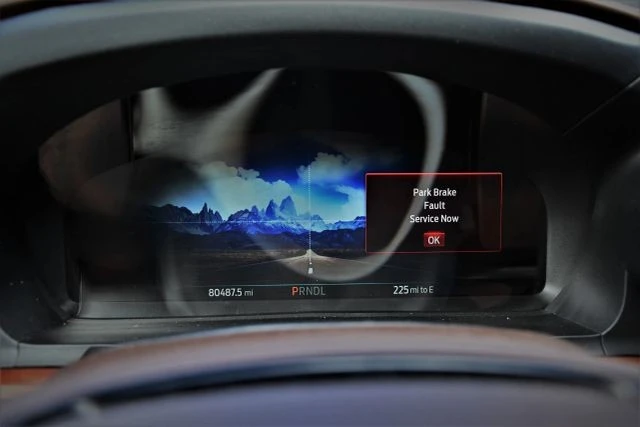 2022 Ford Explorer 6th Gen - Image 17 of 21