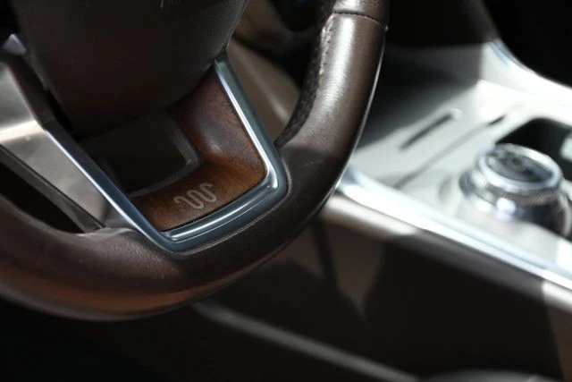 2022 Ford Explorer 6th Gen - Image 19 of 21