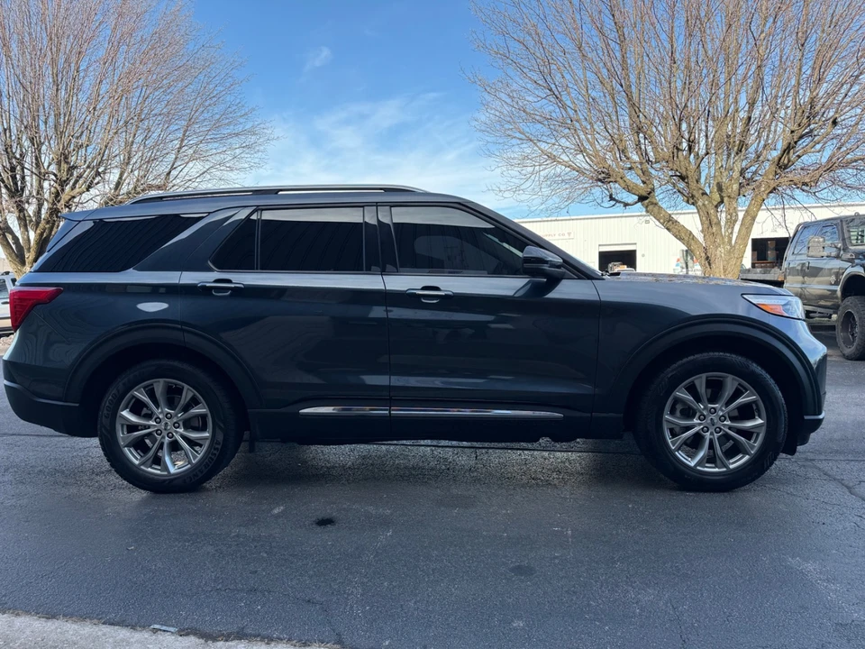 2022 Ford Explorer 6th Gen - Image 10 of 21