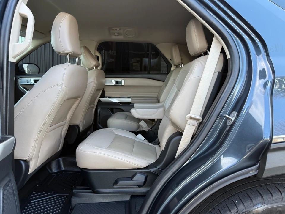 2022 Ford Explorer 6th Gen - Image 12 of 21
