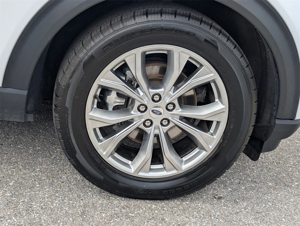 2022 Ford Explorer 6th Gen - Image 9 of 12