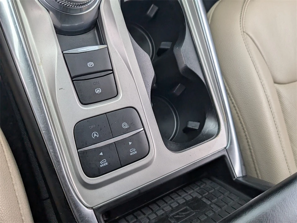 2022 Ford Explorer 6th Gen - Image 20 of 21
