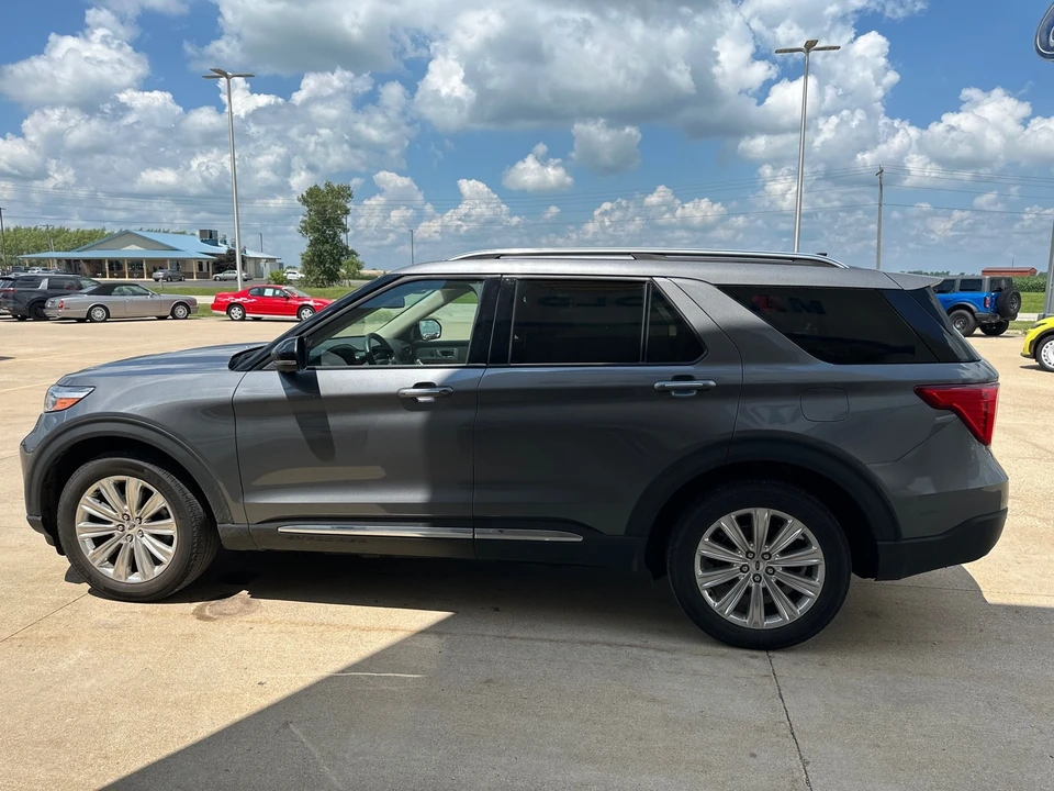 2022 Ford Explorer 6th Gen - Image 6 of 12