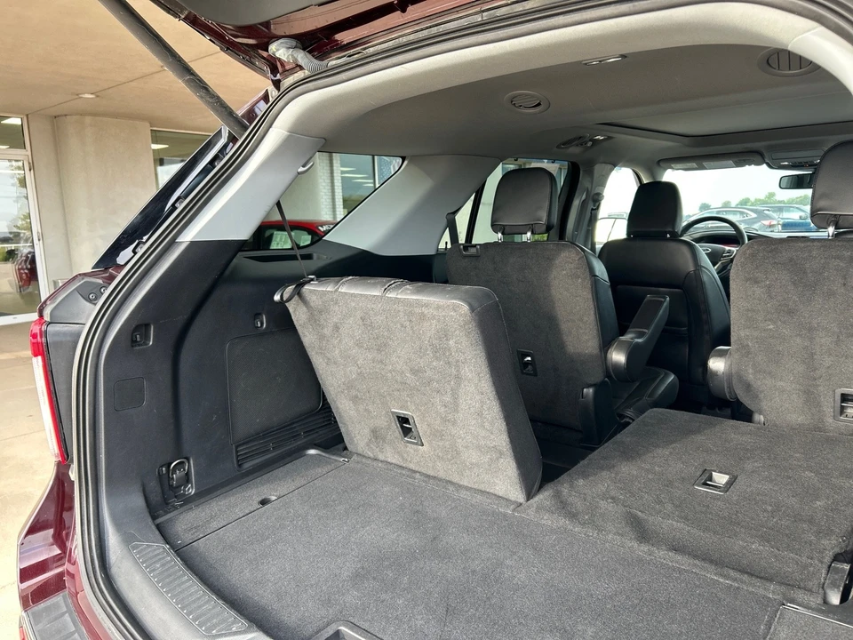 2022 Ford Explorer 6th Gen - Image 12 of 12