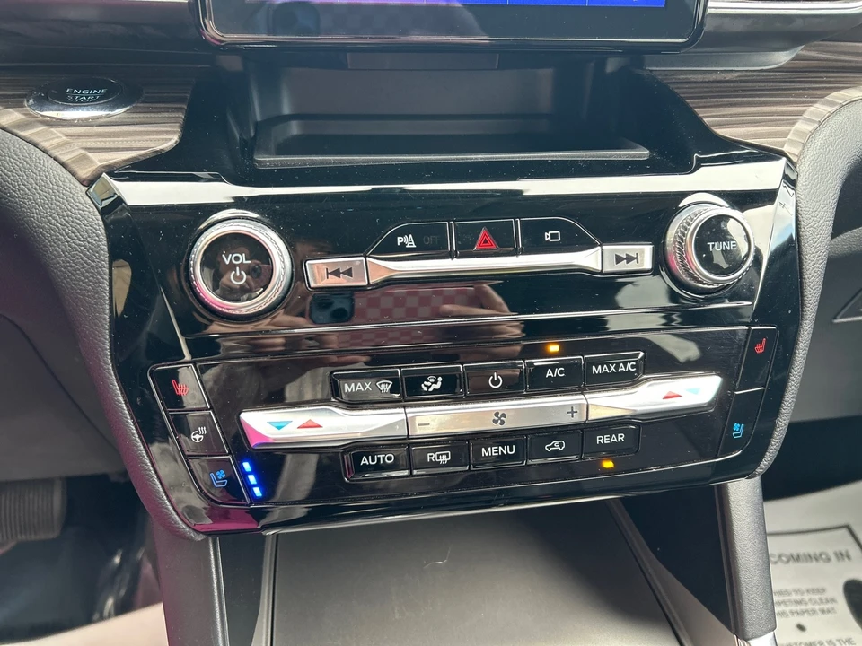 2022 Ford Explorer 6th Gen - Image 20 of 21