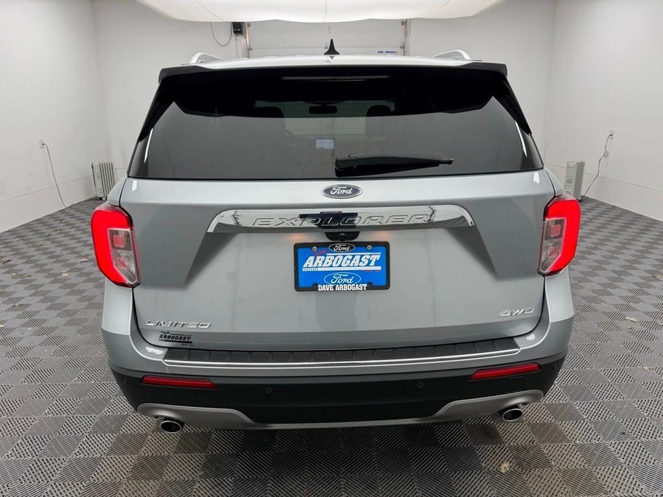 2022 Ford Explorer 6th Gen - Image 10 of 12