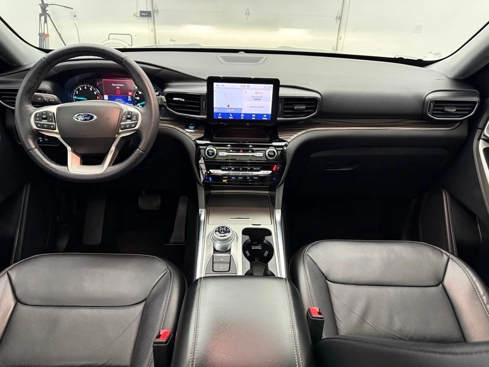 2022 Ford Explorer 6th Gen - Image 2 of 12