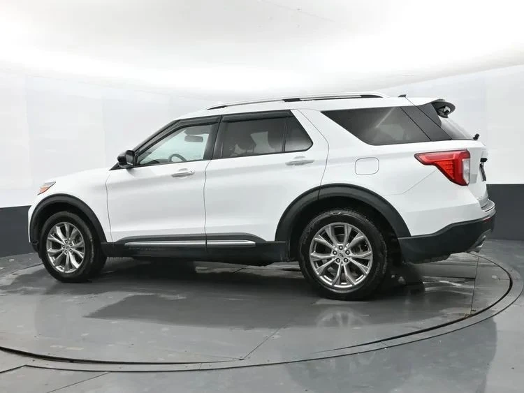2022 Ford Explorer 6th Gen - Image 9 of 12