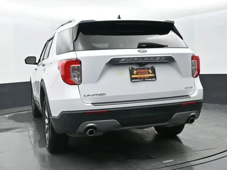 2022 Ford Explorer 6th Gen - Image 8 of 12