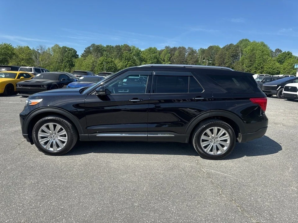 2022 Ford Explorer 6th Gen - Image 2 of 31