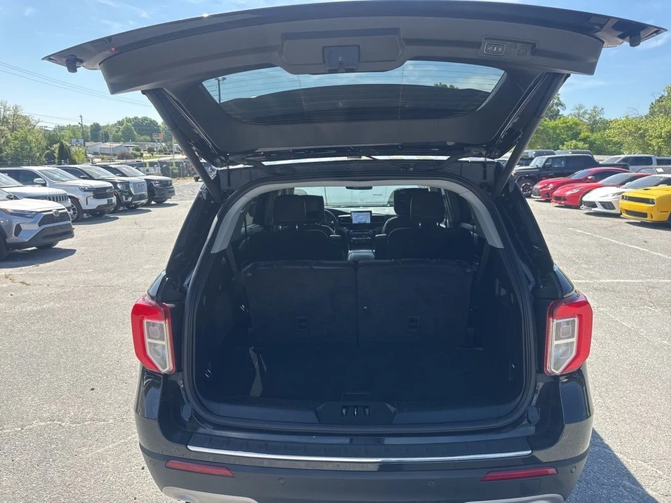 2022 Ford Explorer 6th Gen - Image 29 of 31