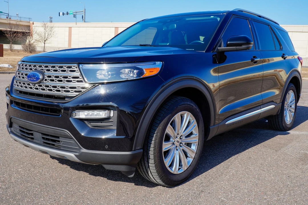 2022 Ford Explorer 6th Gen - Image 8 of 21