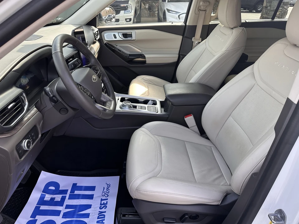 2022 Ford Explorer 6th Gen - Image 10 of 31