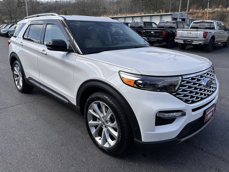 2022 Ford Explorer 6th Gen - Image 4 of 12