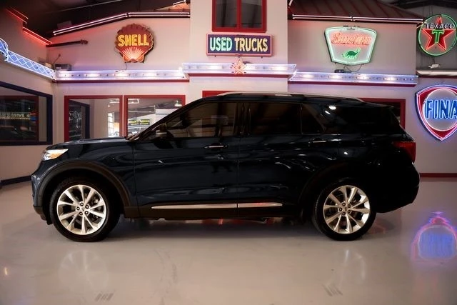 2022 Ford Explorer 6th Gen - Image 18 of 21