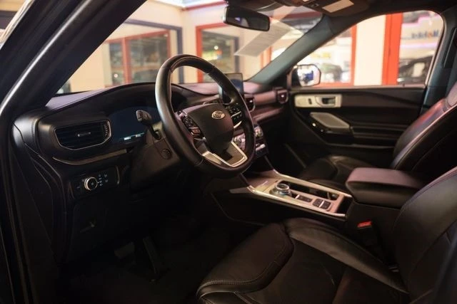 2022 Ford Explorer 6th Gen - Image 17 of 21