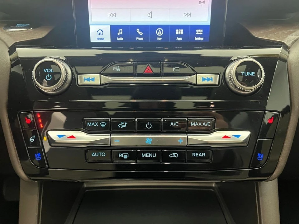 2022 Ford Explorer 6th Gen - Image 7 of 12